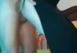 Baldız porno ! Karısını, baldızının yanında sikiyor!